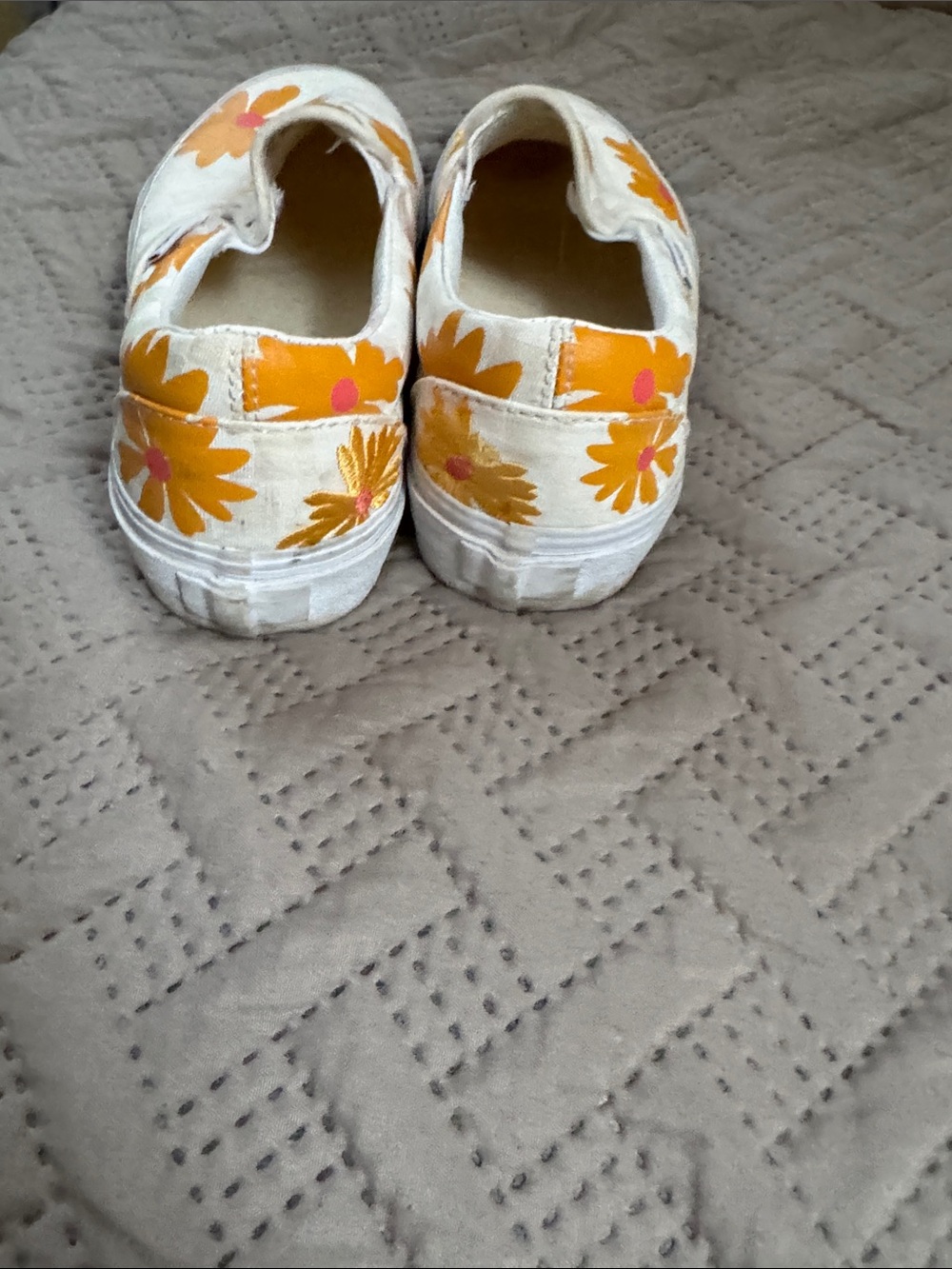 Vans Cream Slip-On Sneakers with Orange and Pink Floral Design - Picture 4 of 6